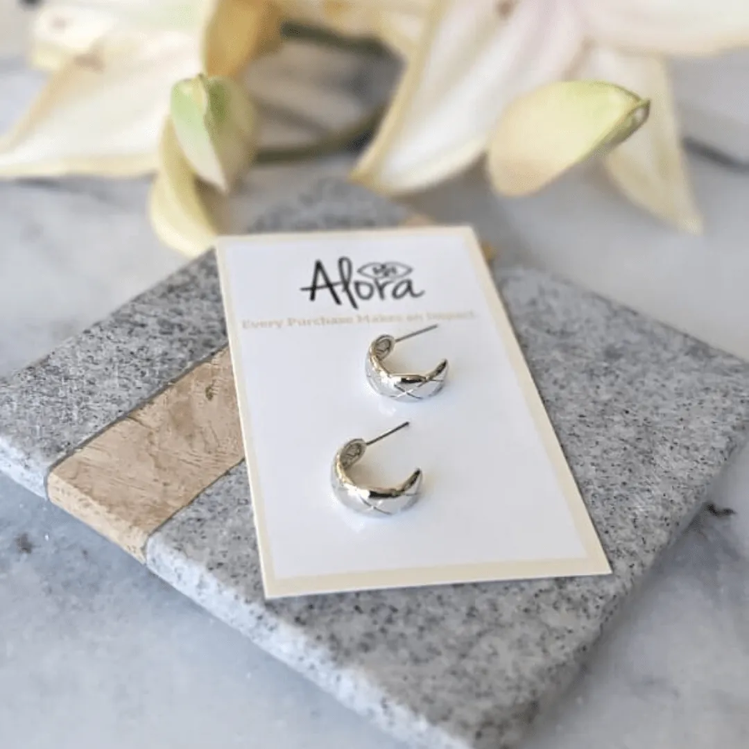 Katie | Dome Hoop Earrings Diamond Patterned