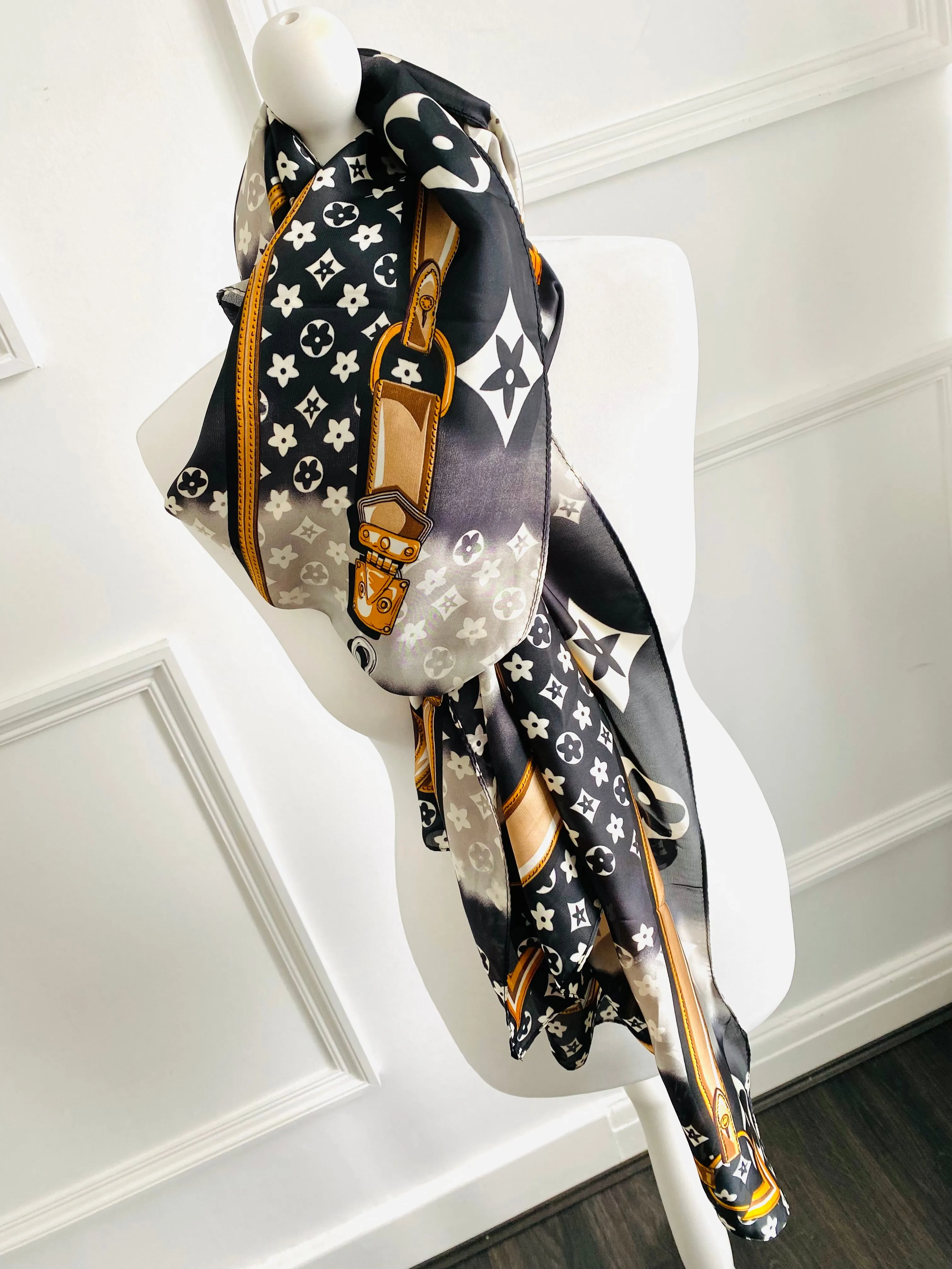 Kita Black/Tan Luxury Look Sarong Scarf