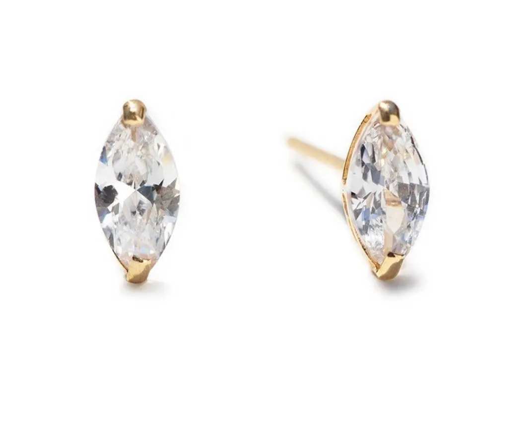 Small Solitaire Diamond Studs