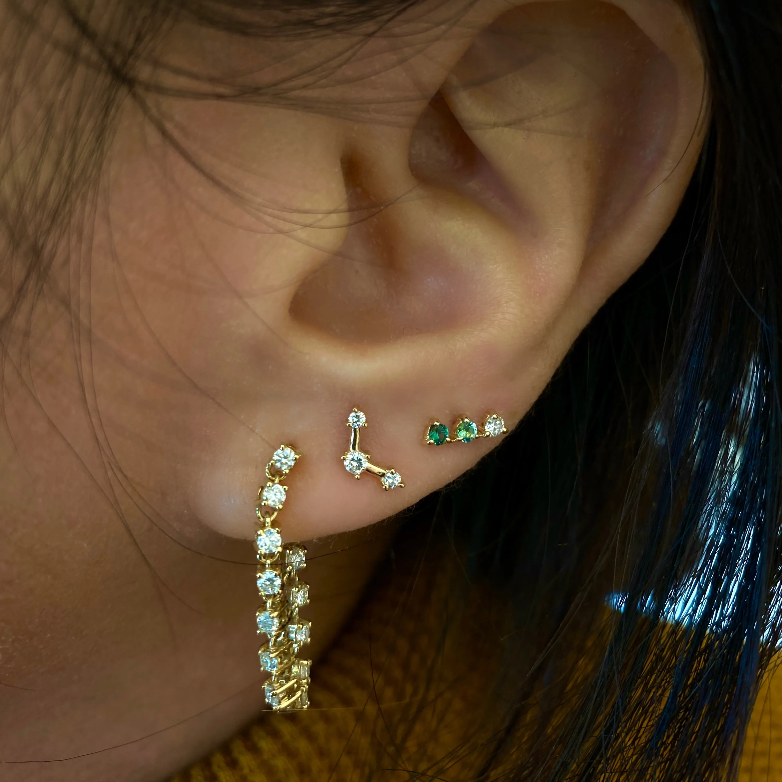 Three-Step Point White Diamond Earrings