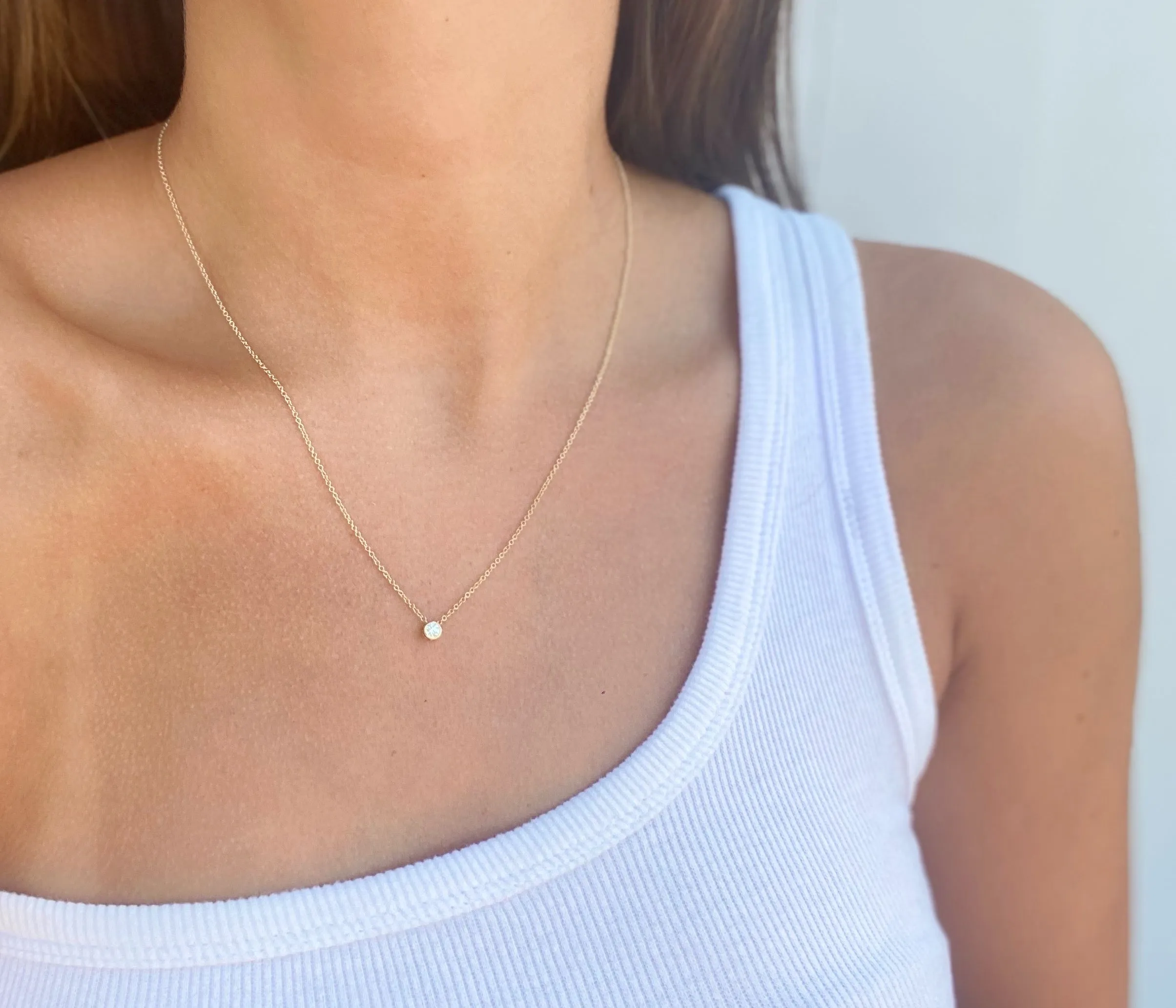 TORI SINGLE DIAMOND NECKLACE