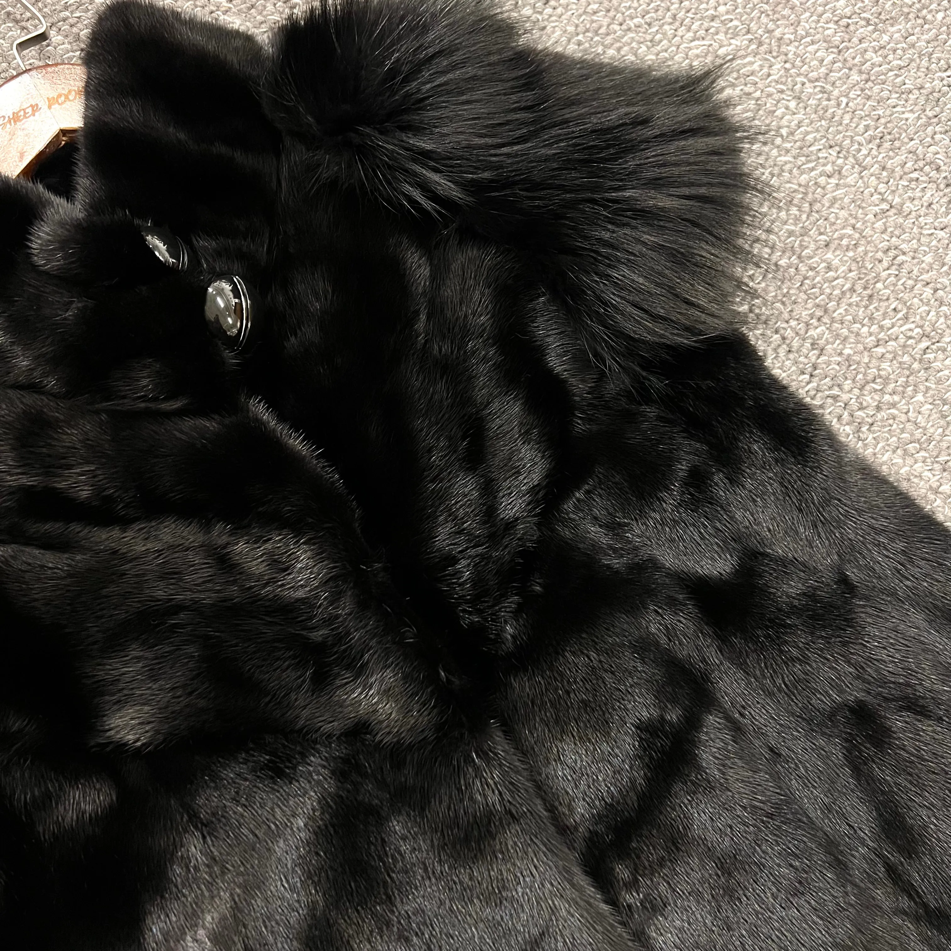 VTO black mink vest