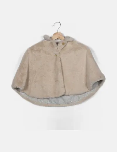 Zara Poncho beige pelo