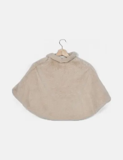 Zara Poncho beige pelo